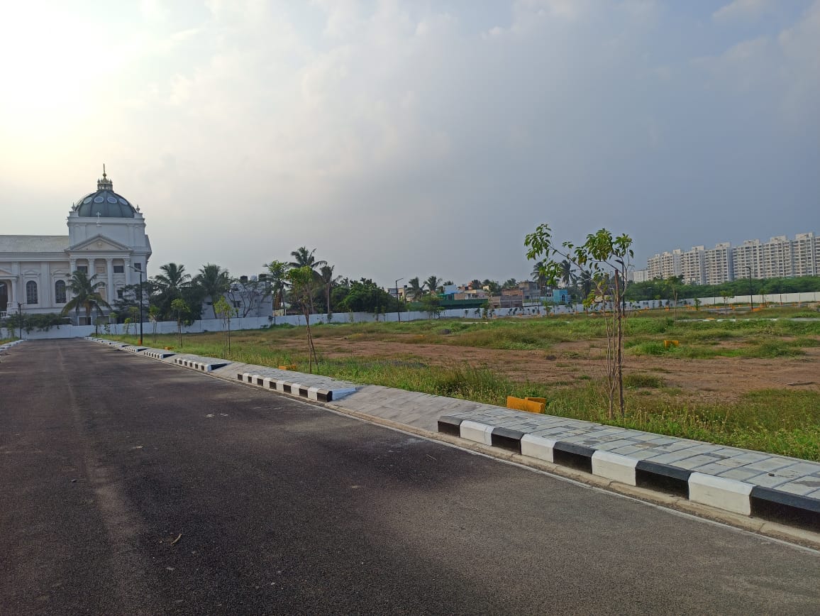 Residential plots near poonamallee Iyra Anantha